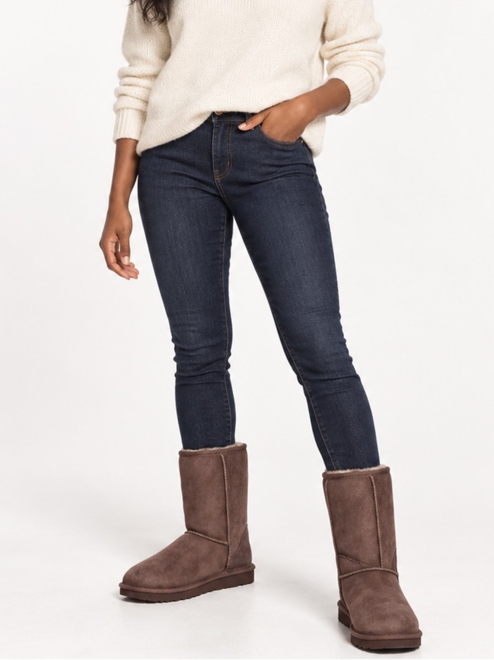 Classic Short II by Brown Ugg Size 7